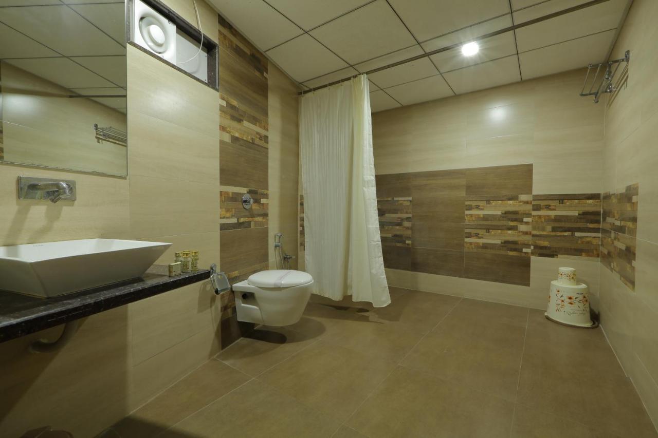 Hotel Unity Ahmedabad Exterior photo