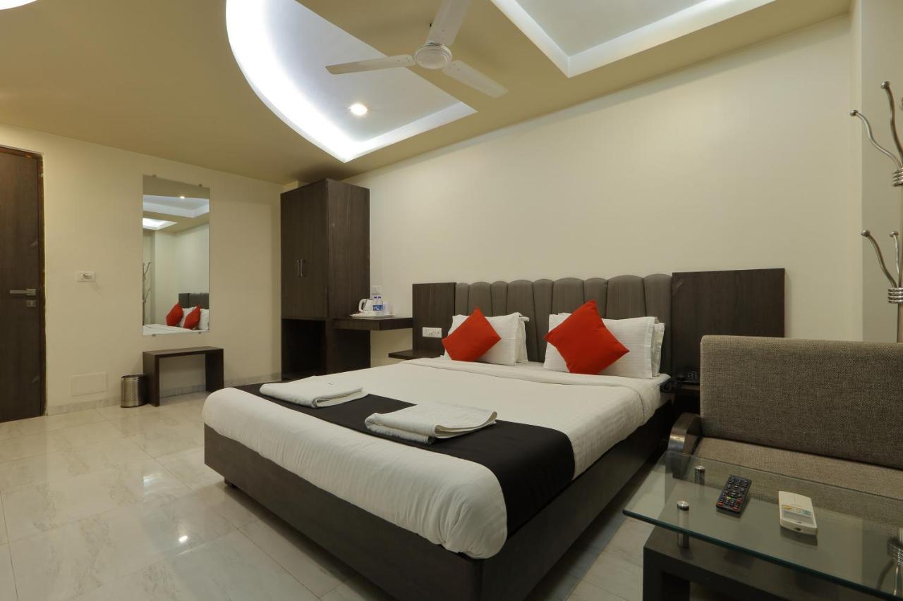 Hotel Unity Ahmedabad Exterior photo